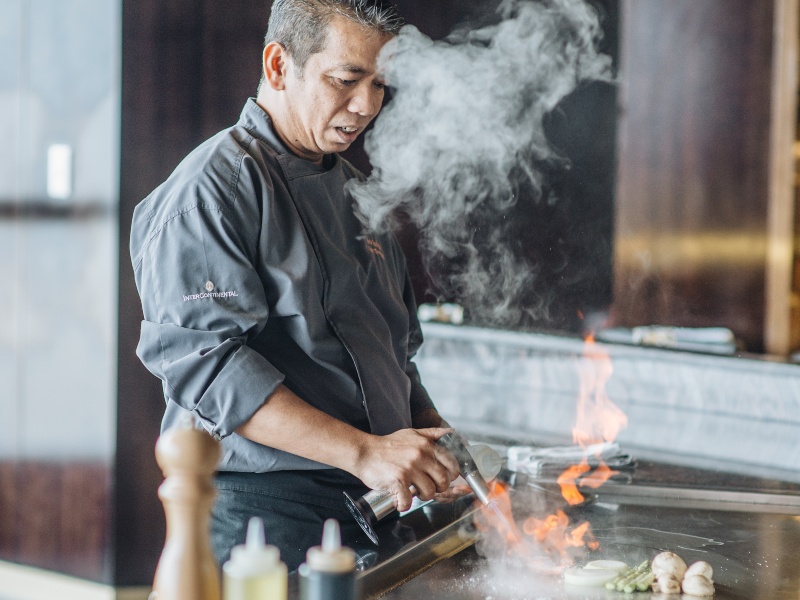 japanese teppanyaki chef arif rachman